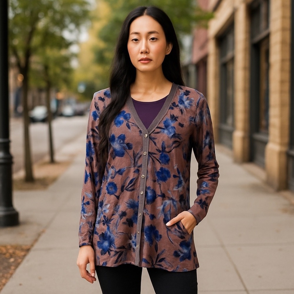 LOGO Lori Goldstein Floral Print Knit Cardigan Button Front‎ Pocket Detail
